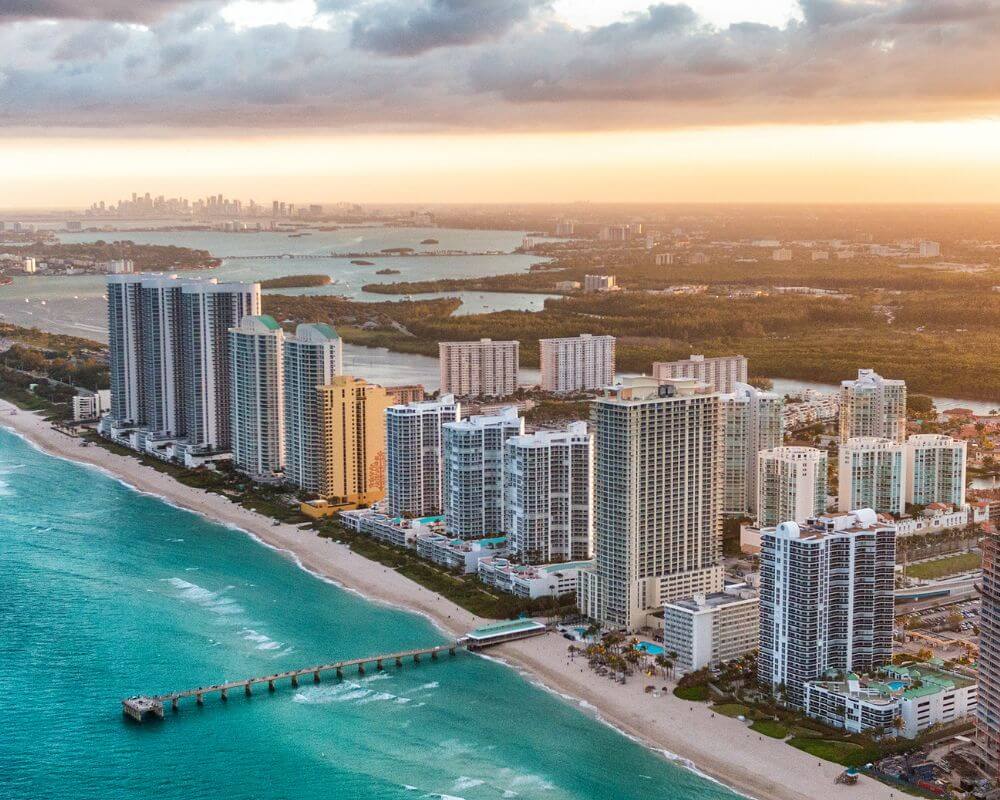 72 Carlyle Residences Miami Beach